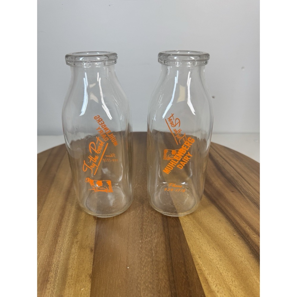 2 VTG Muhlenberg Dairy Reading PA "Try The Best" Double Sided Pint Milk Bottle